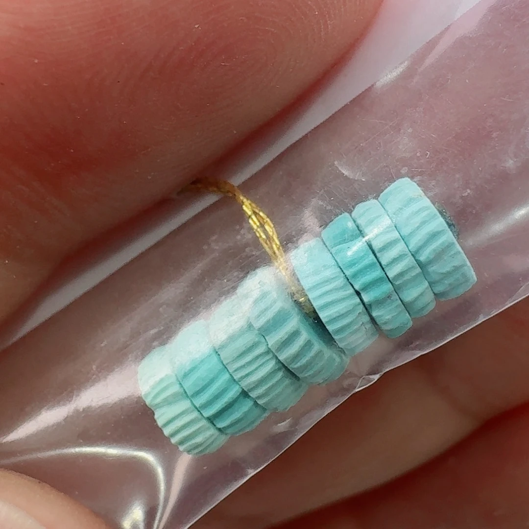 南红玛瑙配饰未镶嵌