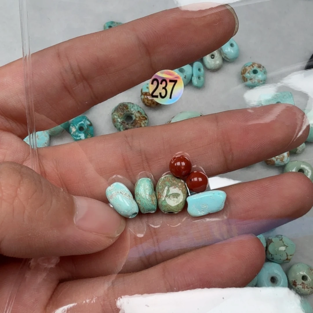 南红玛瑙未镶嵌珠宝奇石