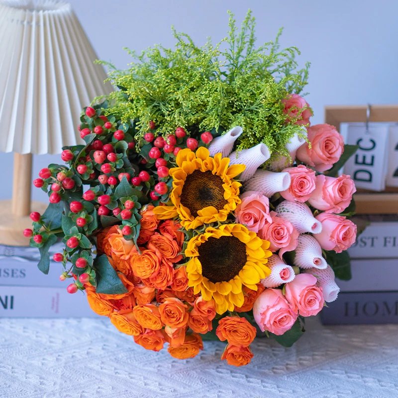 【爆款花束】粉玫瑰10支+多头玫瑰+向日葵+红豆+配草 云南鲜切花