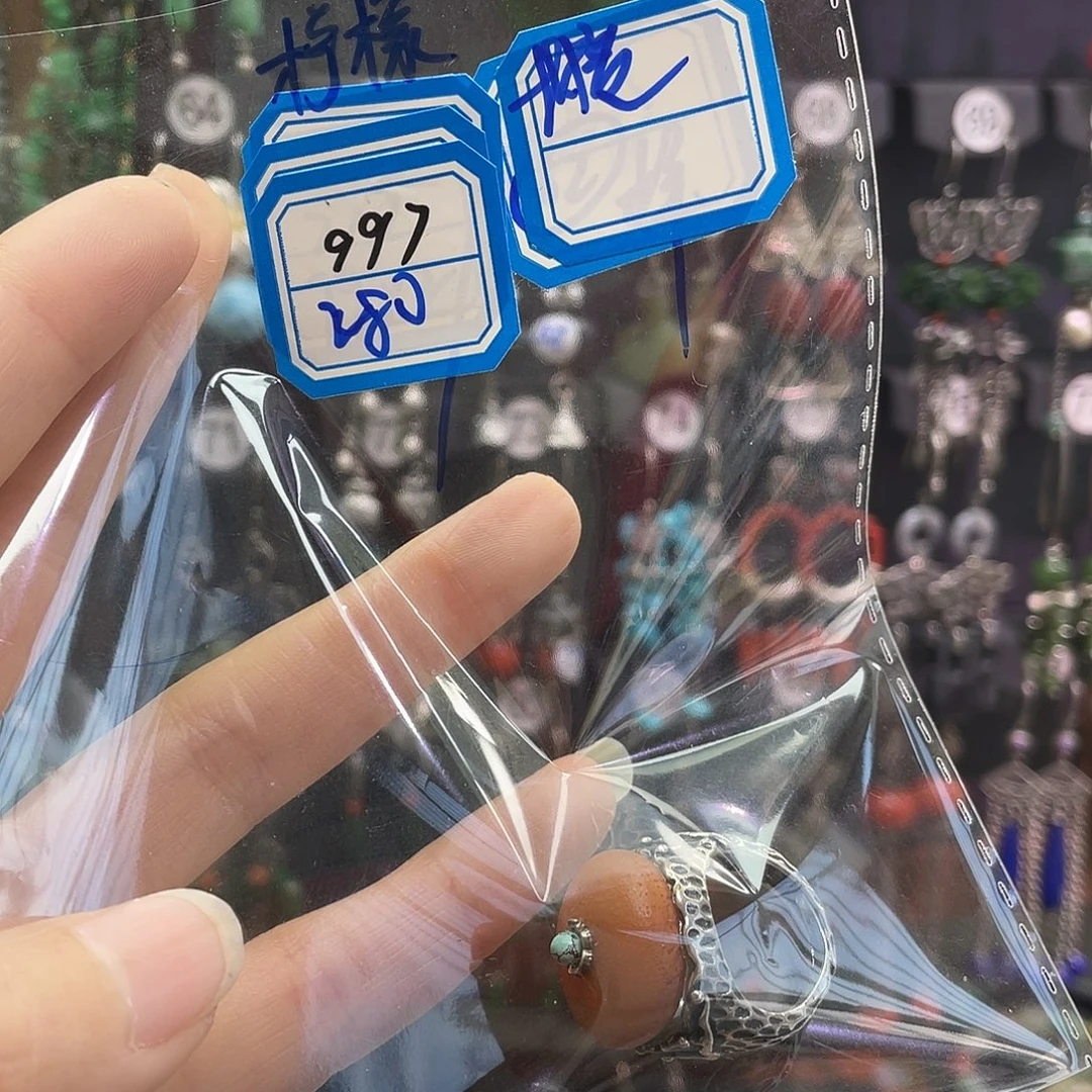 柠****琥珀银S925镶嵌耳饰997hnhgh
