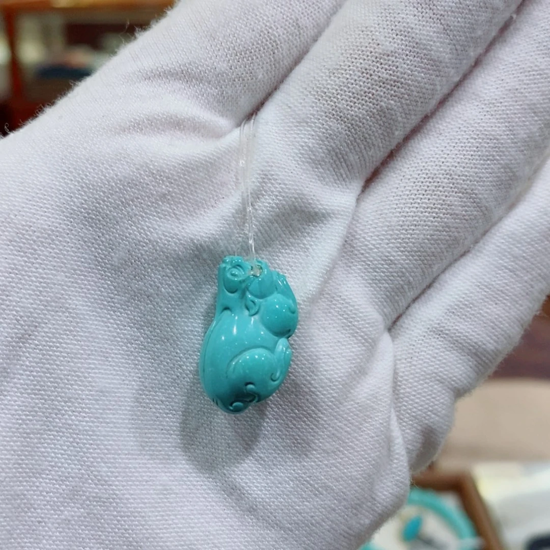 绿松石未镶嵌珠宝奇石