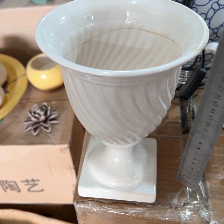 瓷花瓶摆件外贸出口（微瑕）
