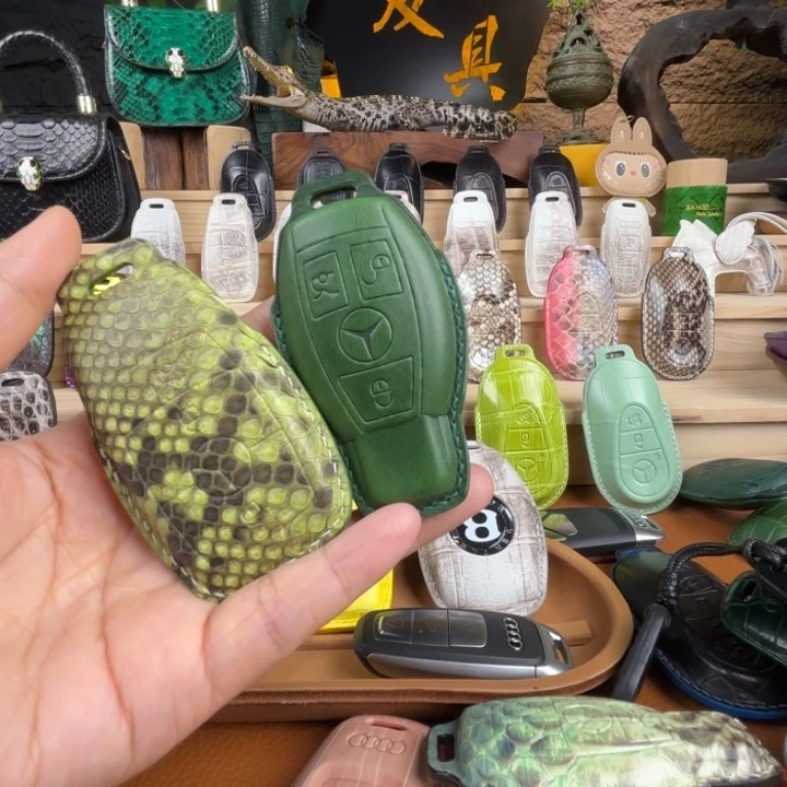 羊皮(革)❼***头奔驰钥匙套绿色蛇皮做