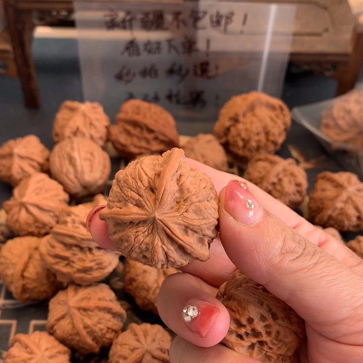 小***柏大叶紫檀（黑酸枝木类）三棱……