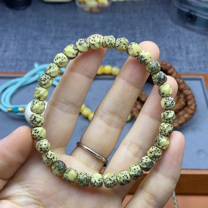 手串星月菩提无相 轻微走色