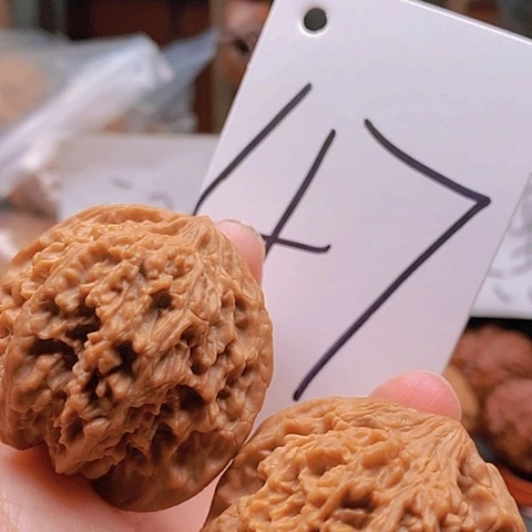 吊坠桃核45全品满天星