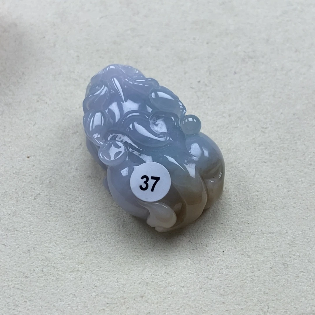 翡翠未镶嵌颈饰如意貔貅吊坠