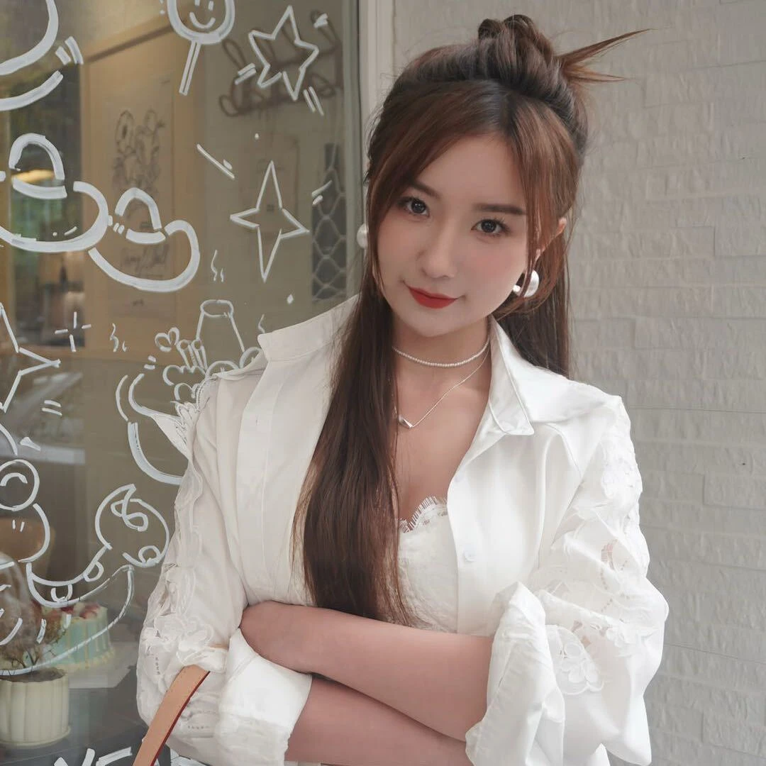 助播小姐姐 开播福利系列上衣