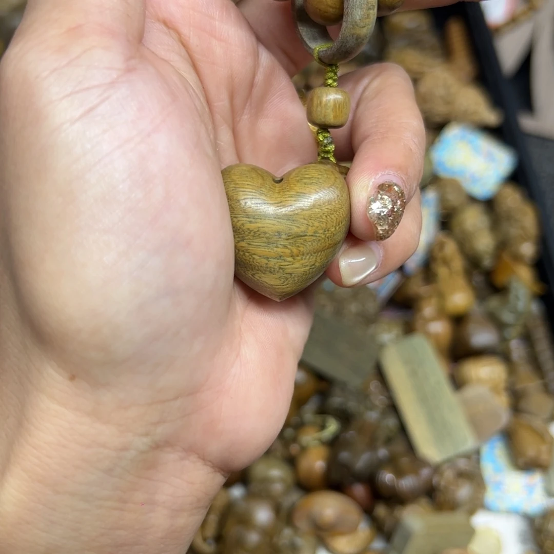 维腊木（绿檀）无事牌