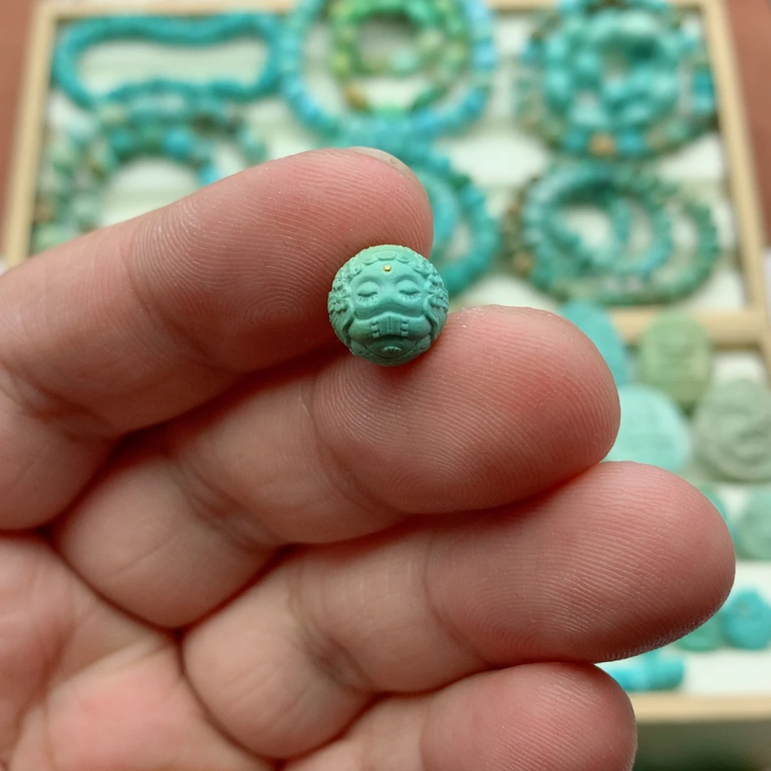 未镶嵌绿松石珠宝奇石