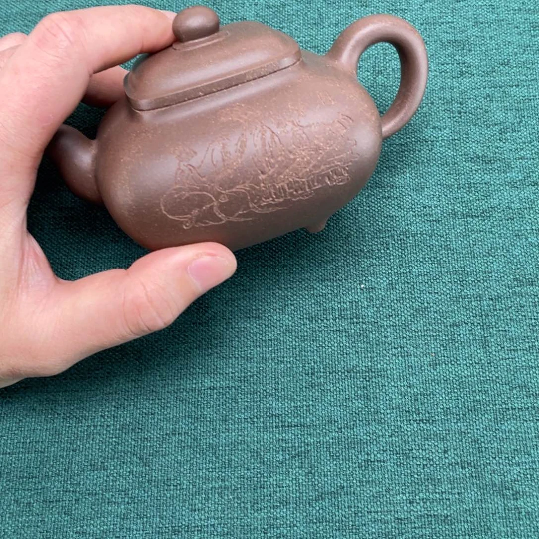 宜兴宜兴紫砂艺术学院微瑕