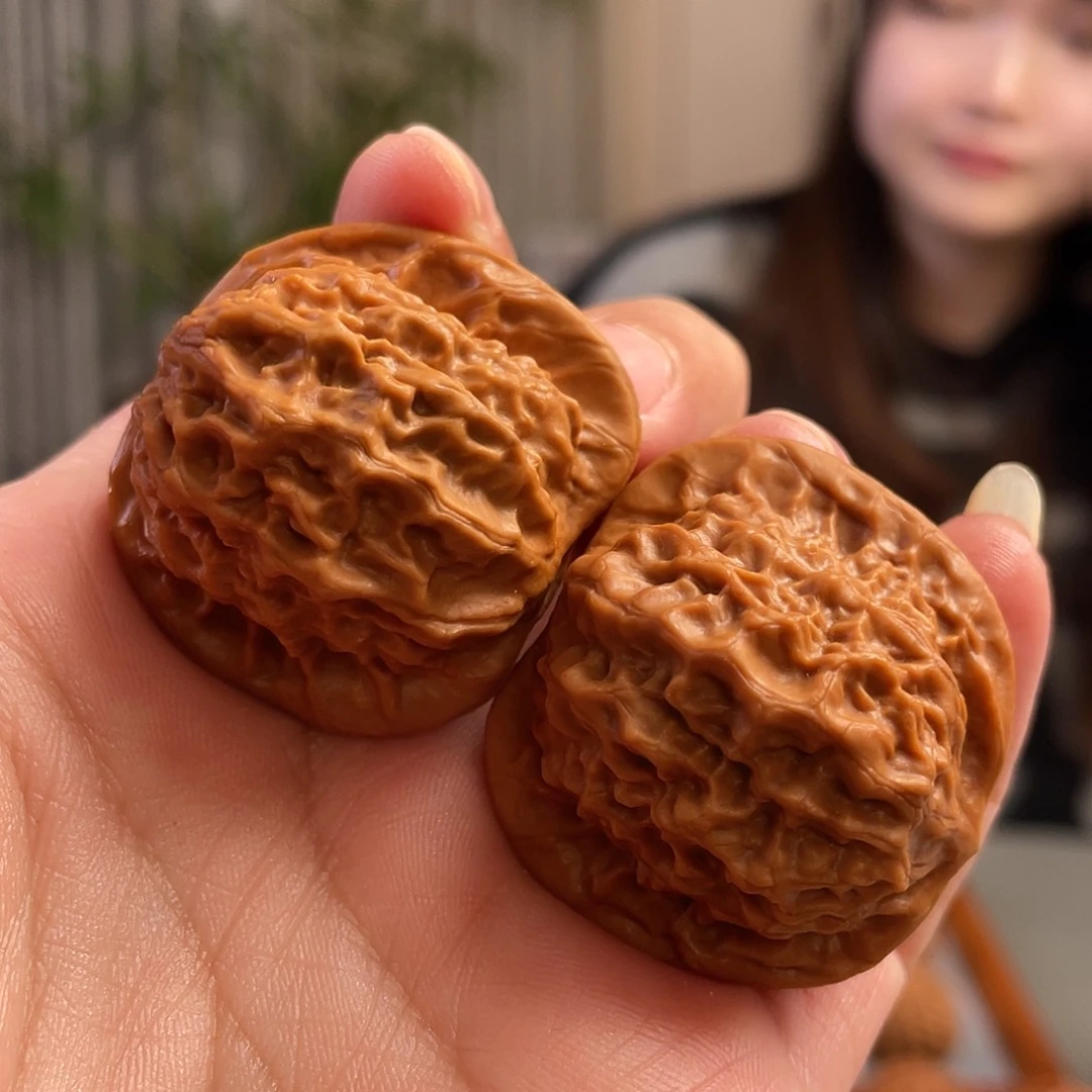 桃核把件37×35尺精修打底瓷娃娃CN01422