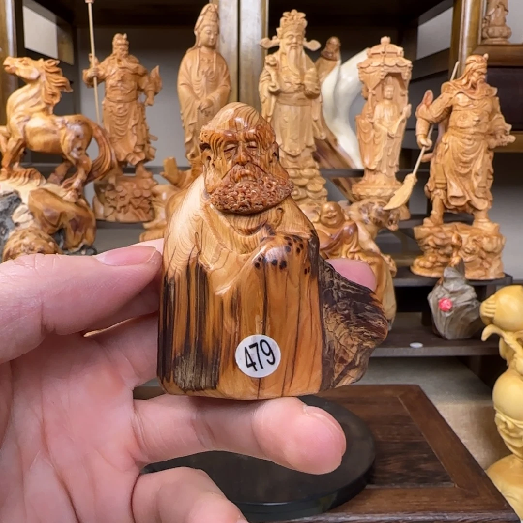 崖柏小木匠艺雕一物一拍