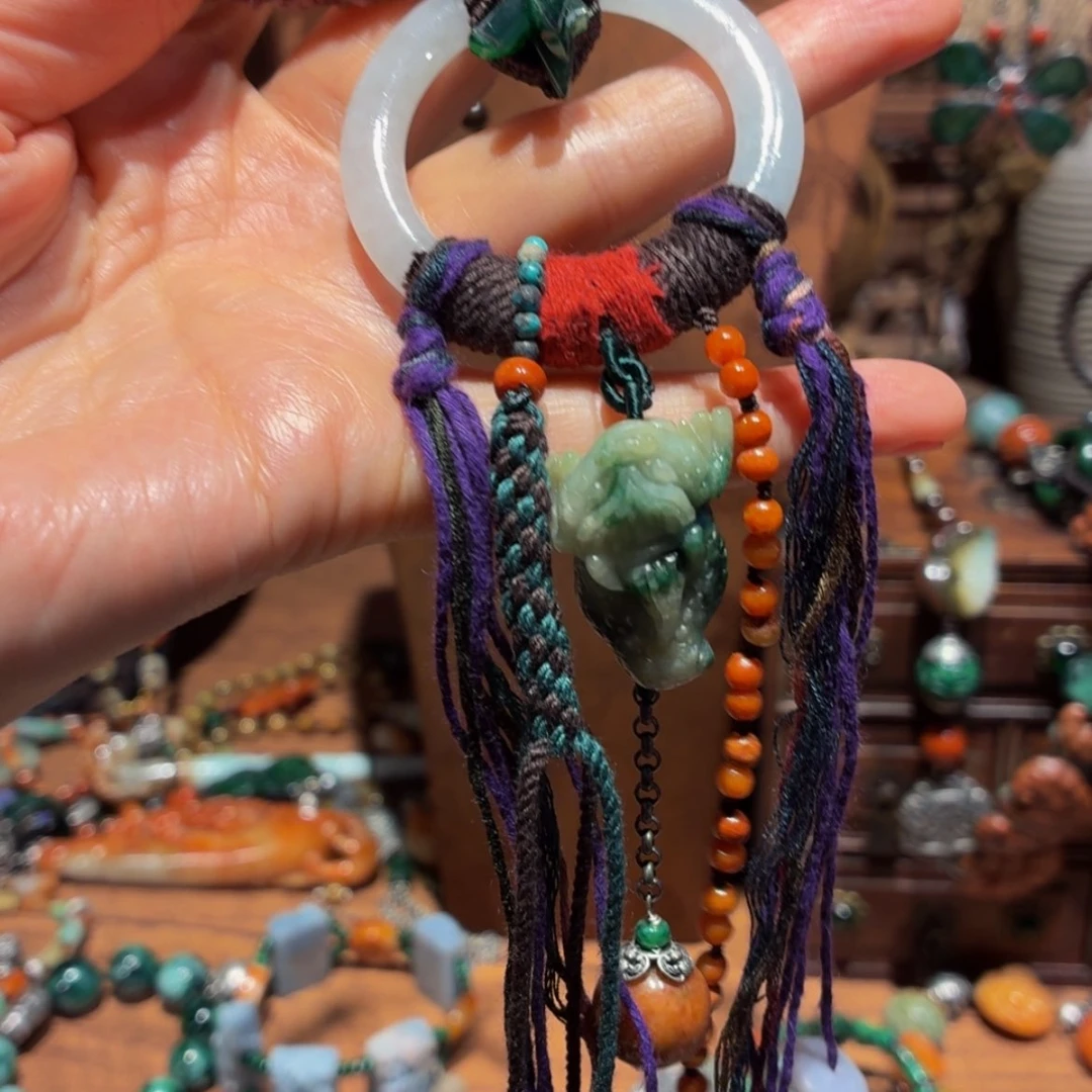 【闪购商品】颈饰未镶嵌翡翠