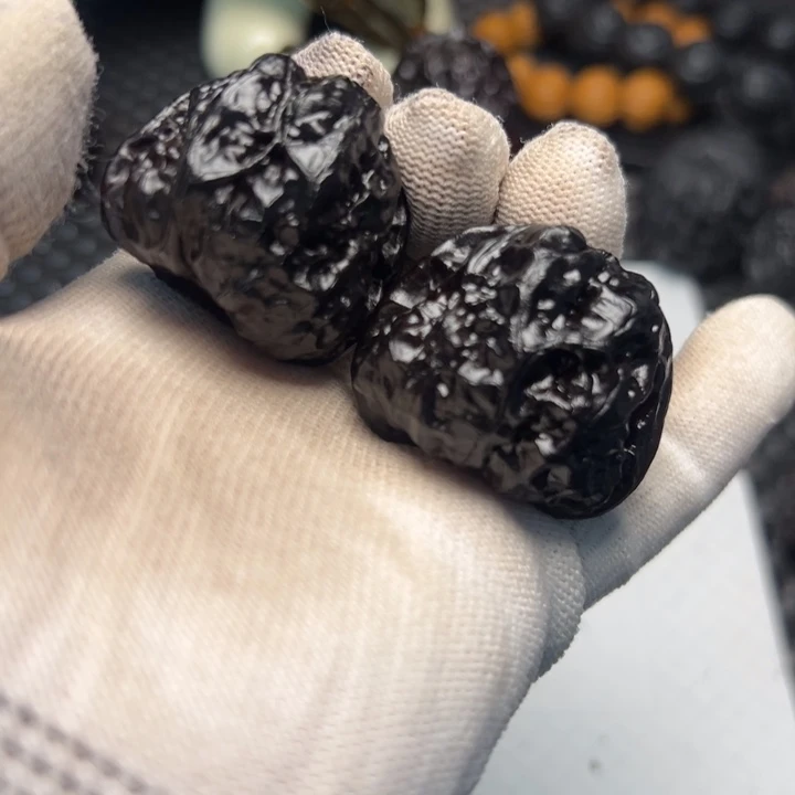 文玩核桃蛤蟆40尺寸