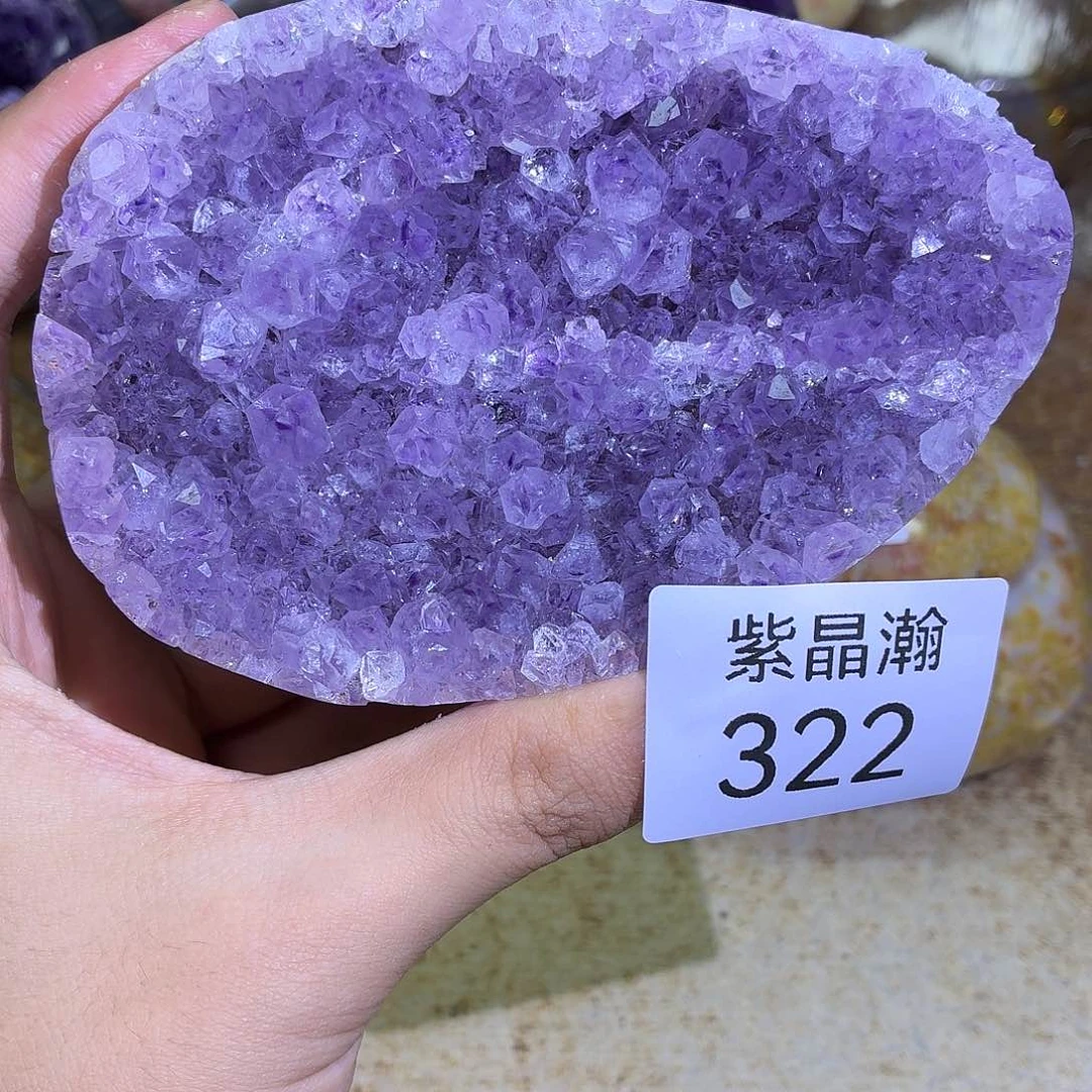 未镶嵌水晶大型摆件（非配饰）