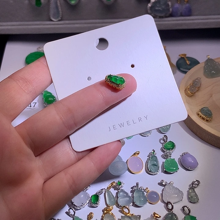 翡翠未镶嵌挂件111