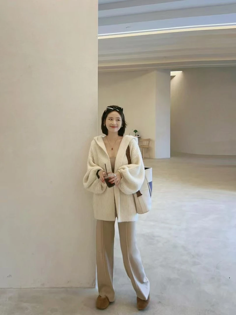 2025秋季新款连帽针织开衫女韩系慵懒风毛衣外套吊带休闲裤三件套