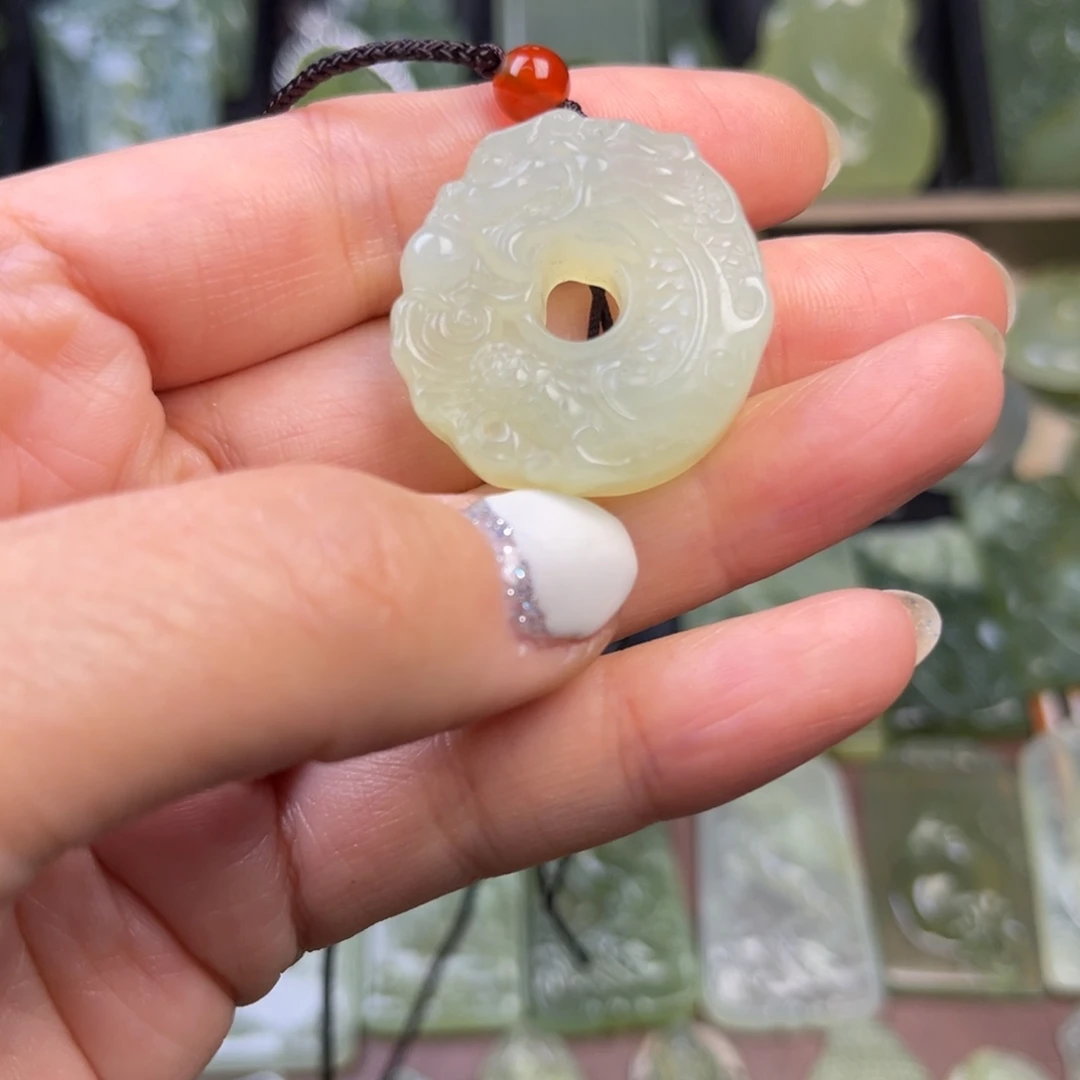 蛇纹石玉未镶嵌吊坠(赠链)