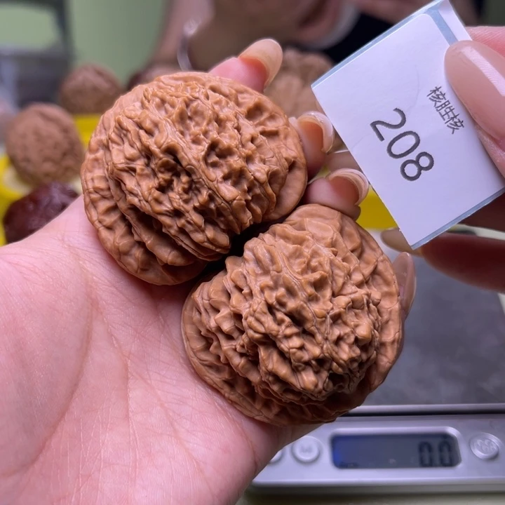 文玩核桃把件四座楼47.208