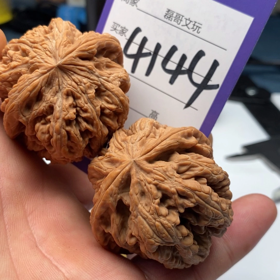 文玩核桃吊坠4144