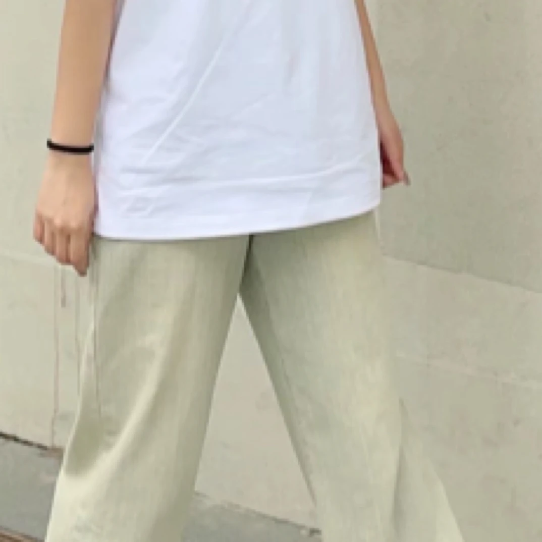 小小潮牌自选孤品潮牌衣服链接