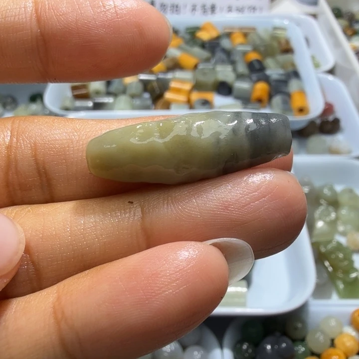 未镶嵌和田玉珠宝半成品