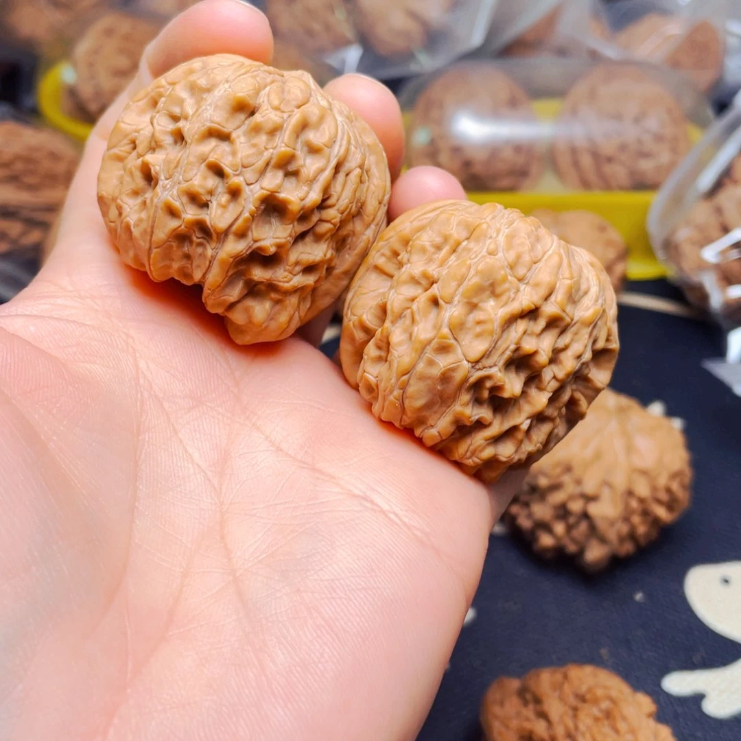 吊坠文玩核桃都****了闷墩子