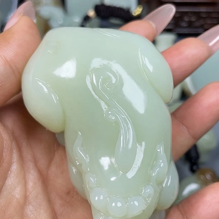 和田玉未镶嵌挂件