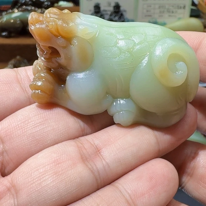未镶嵌和田玉把件