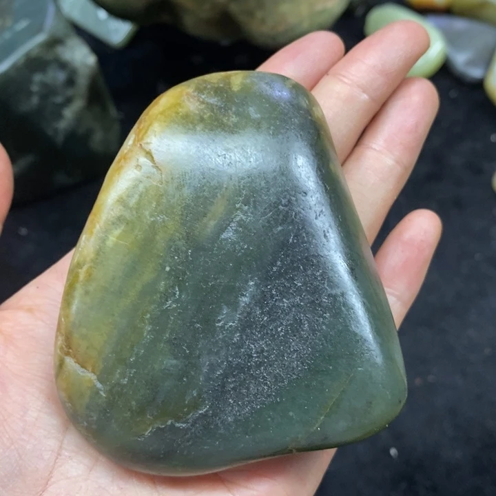 未镶嵌和田玉（糖玉）挂件
