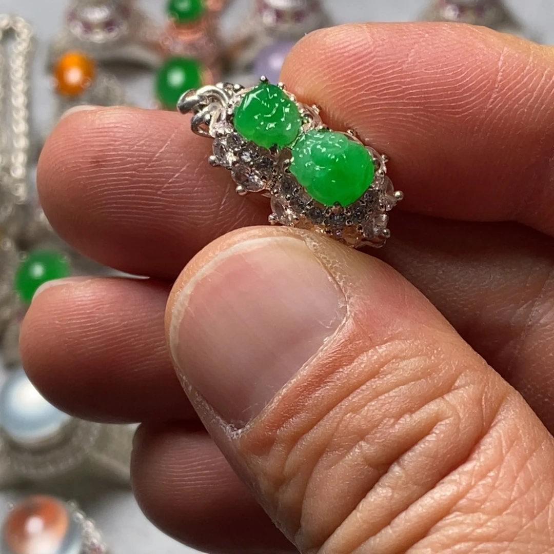 定制翡翠未镶嵌裸石貔貅