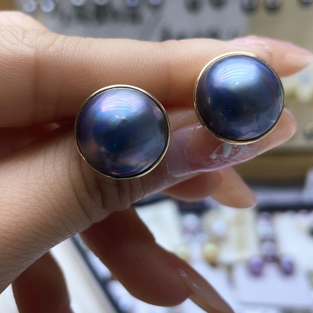 拼合珍珠（马贝珠）耳饰18K金镶嵌