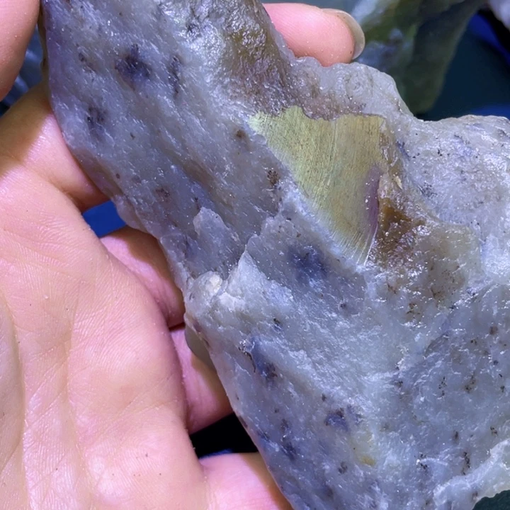 未镶嵌和田玉珠宝半成品