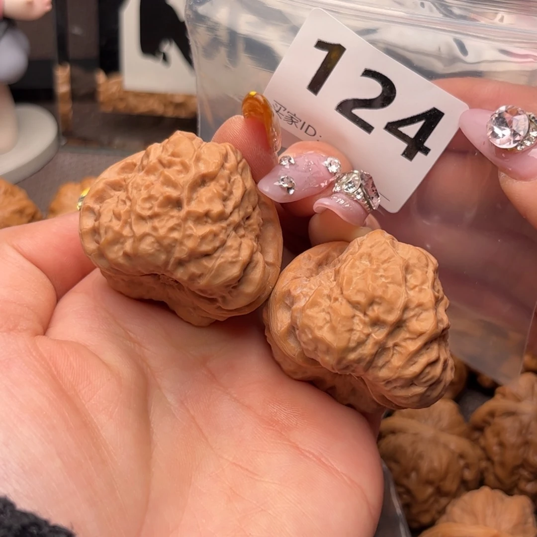 文玩核桃吊坠圆凹底40