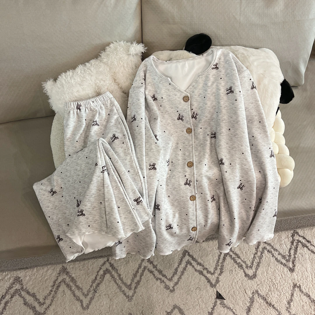 睡衣女士春秋季长袖德绒大码25新款可外穿圆点冬天保暖家居服套装