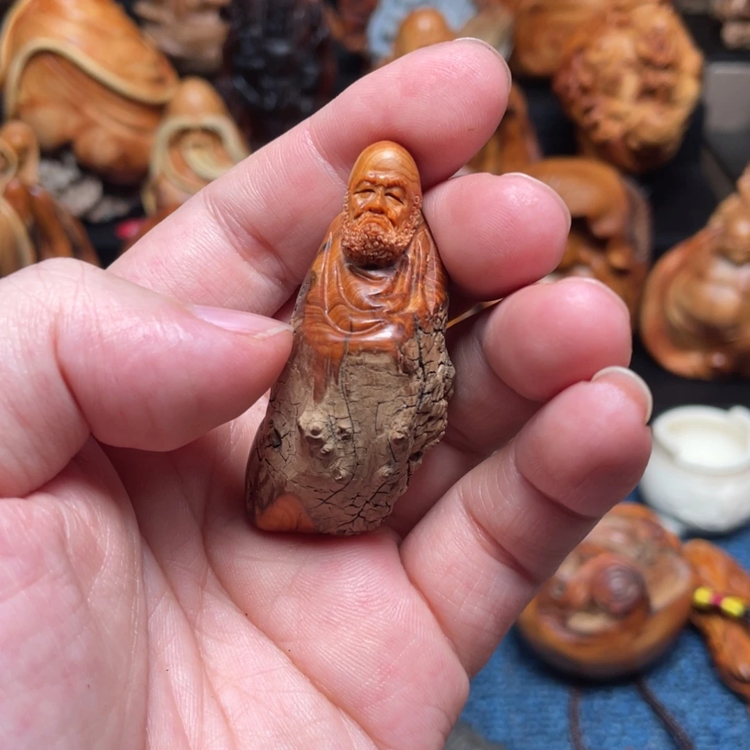 惠****柏木（崖柏）llljxzyxy