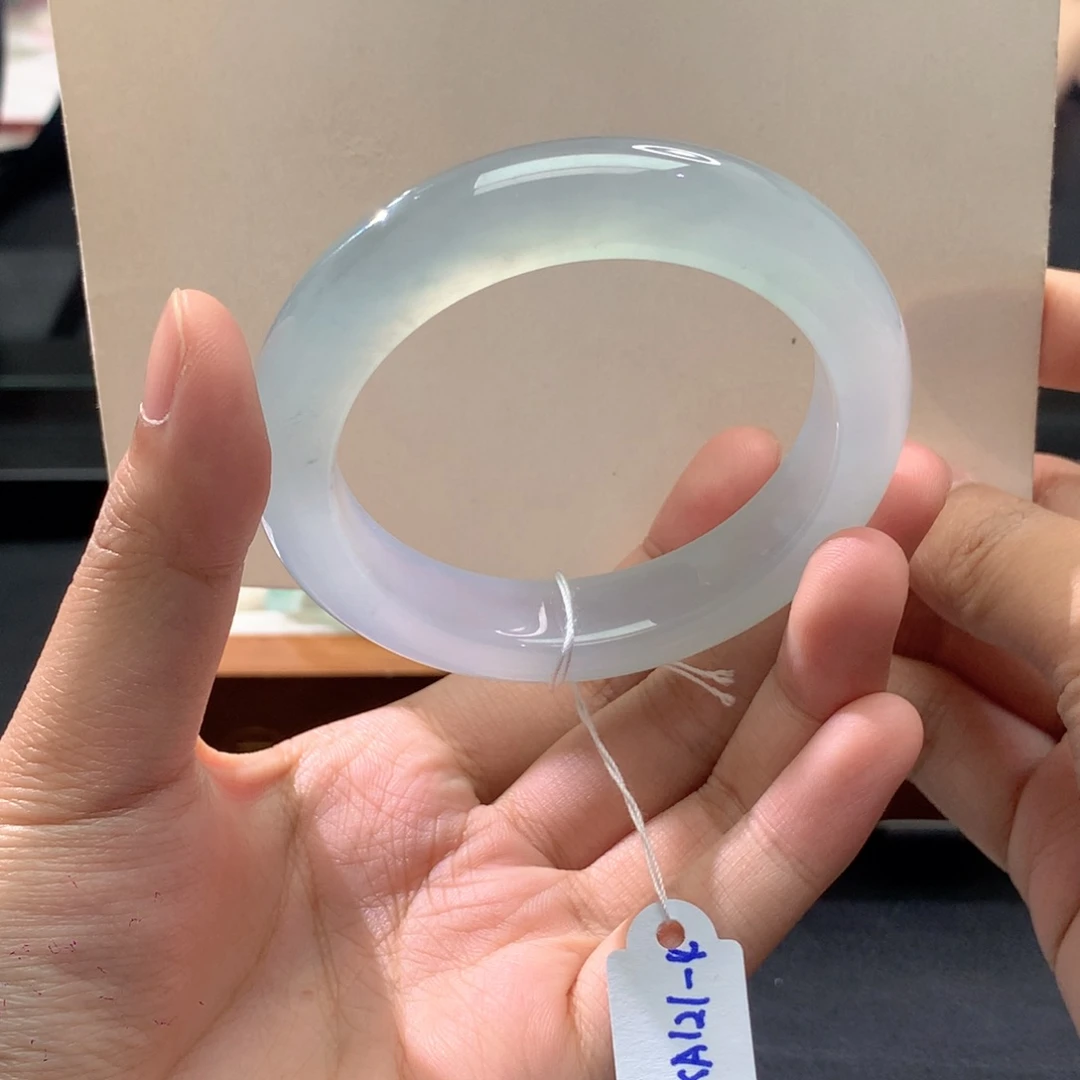 翡翠未镶嵌手镯正圈