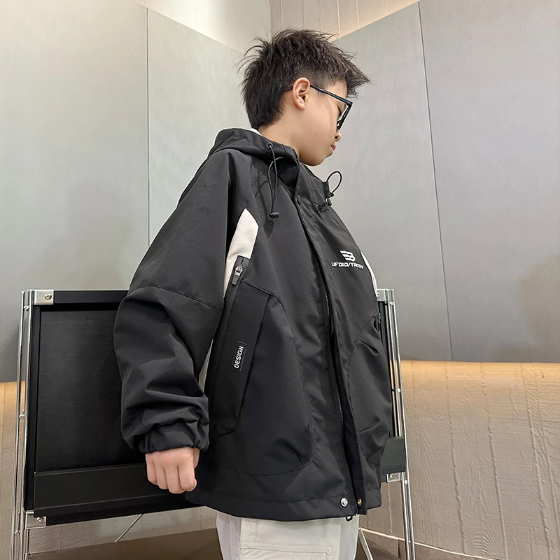 【实体品质】男童休闲外套春秋款2025新款男孩秋季冲锋衣大童帅气潮