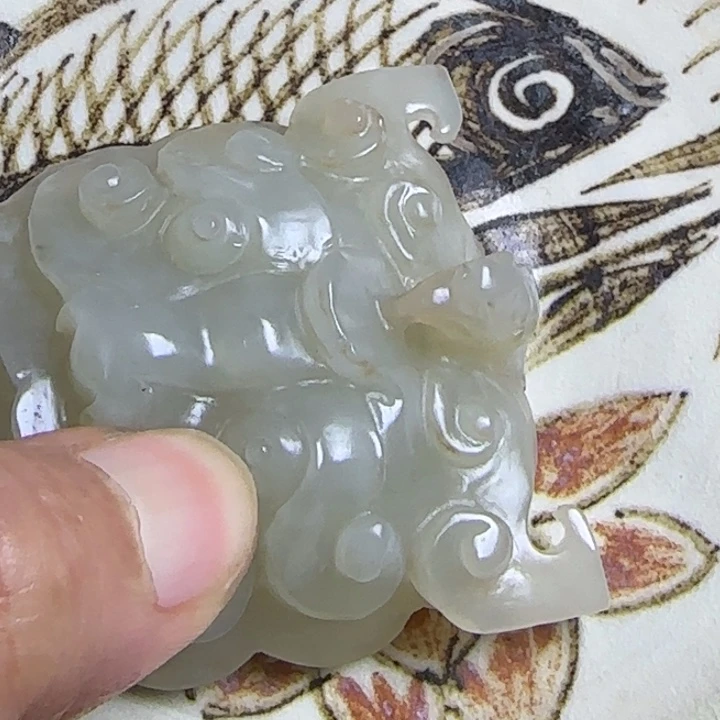 瓷片笑***。新号开播瓷器盘子