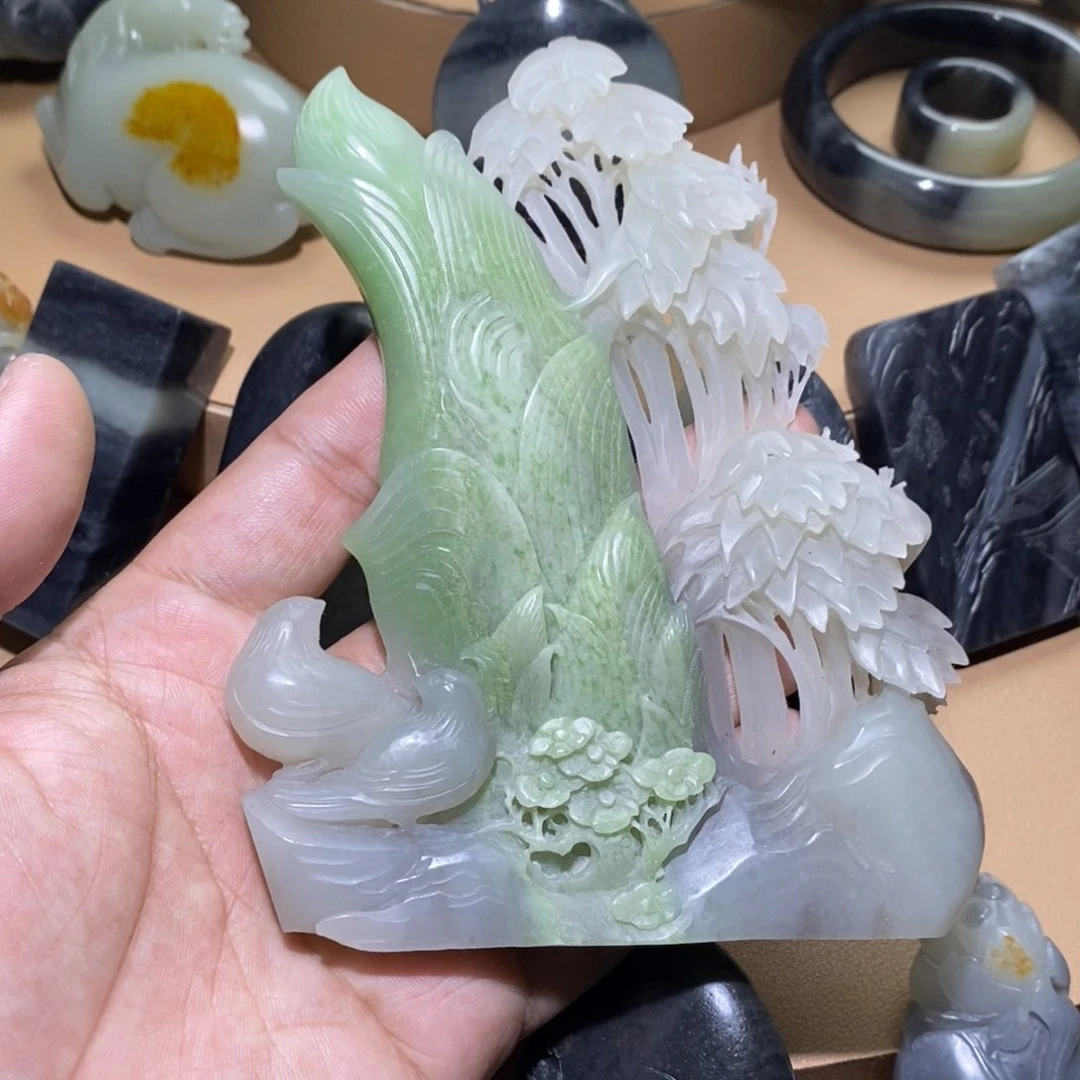 未镶嵌和田玉摆件