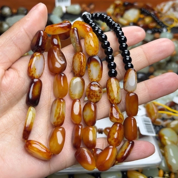 和田玉颈饰未镶嵌?****仔