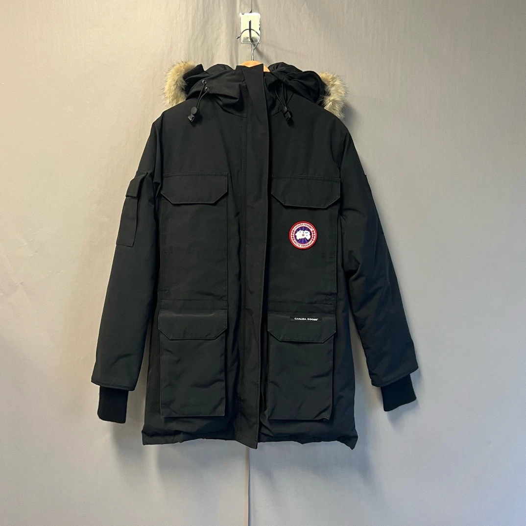 99新 CANADA GOOSE 派克红标毛领羽绒服 S码 #3517jnd