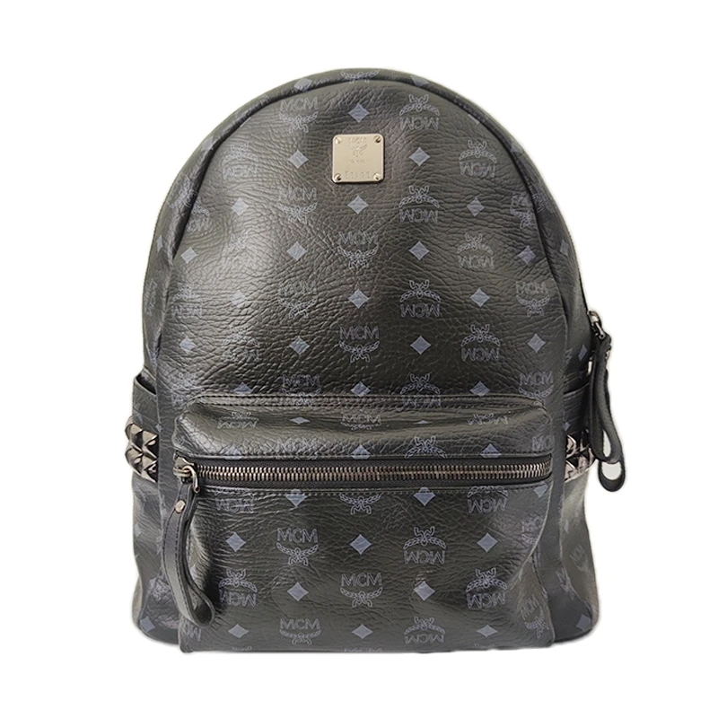 95新 MCM 黑色中号男女同款经典印花侧面铆钉大容量双肩包背包