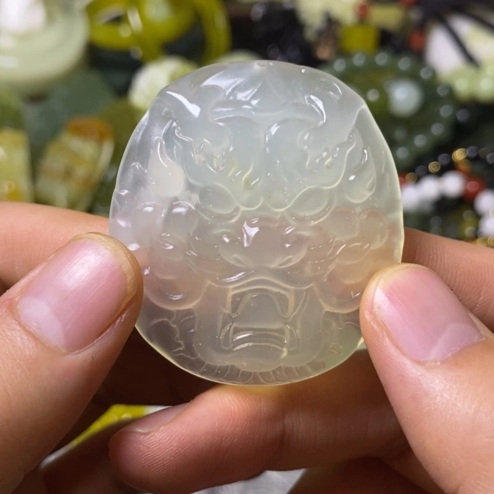 岫玉岫玉颈饰未镶嵌见**迹