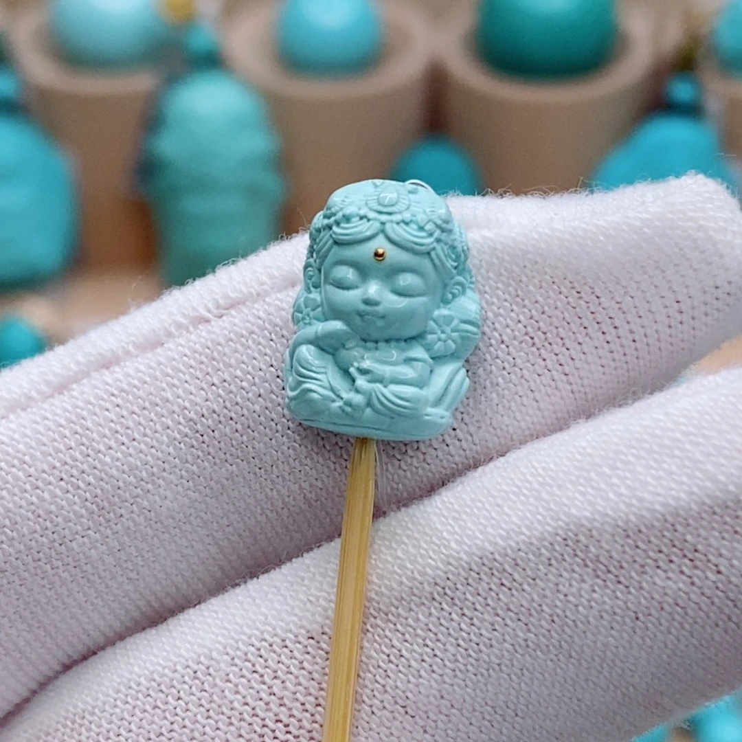 绿松石未镶嵌珠宝奇石