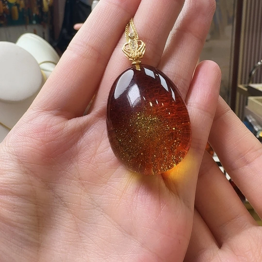 琥珀未镶嵌颈饰吊坠