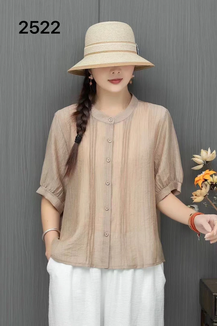 宽松大码夏季纯色圆领中老年时尚休闲百搭妈妈装薄款气质复古上衣