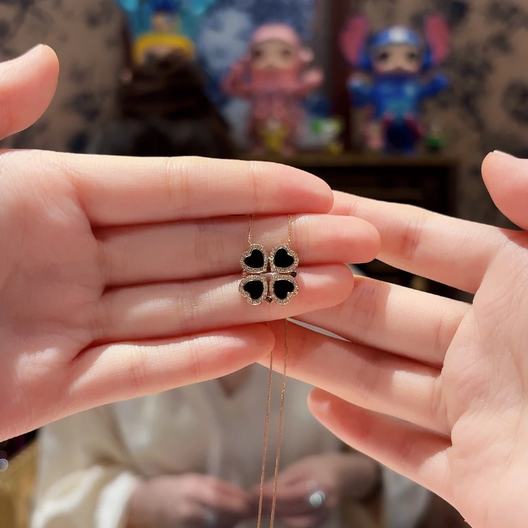 翡翠18K金镶嵌颈饰颈饰