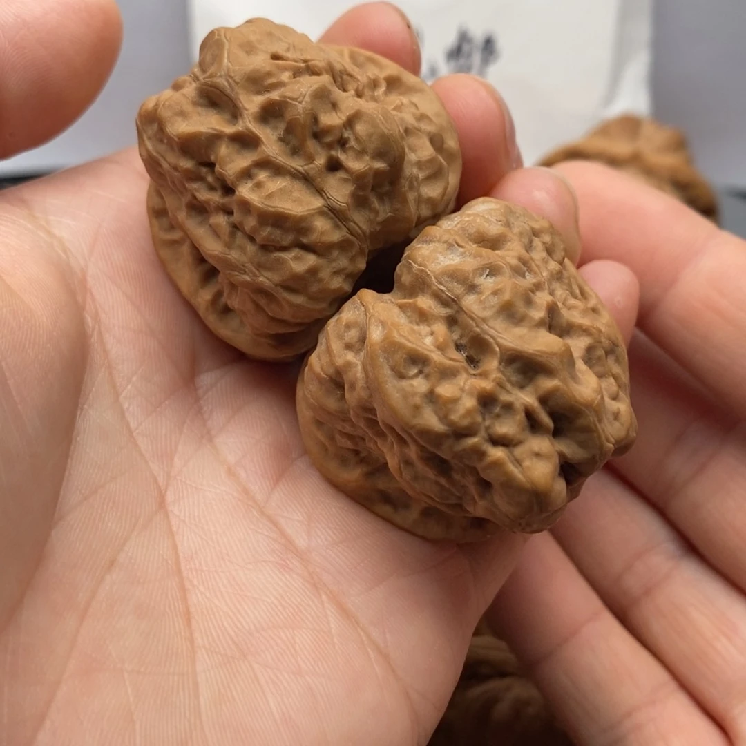 文玩核桃吊坠边37左右